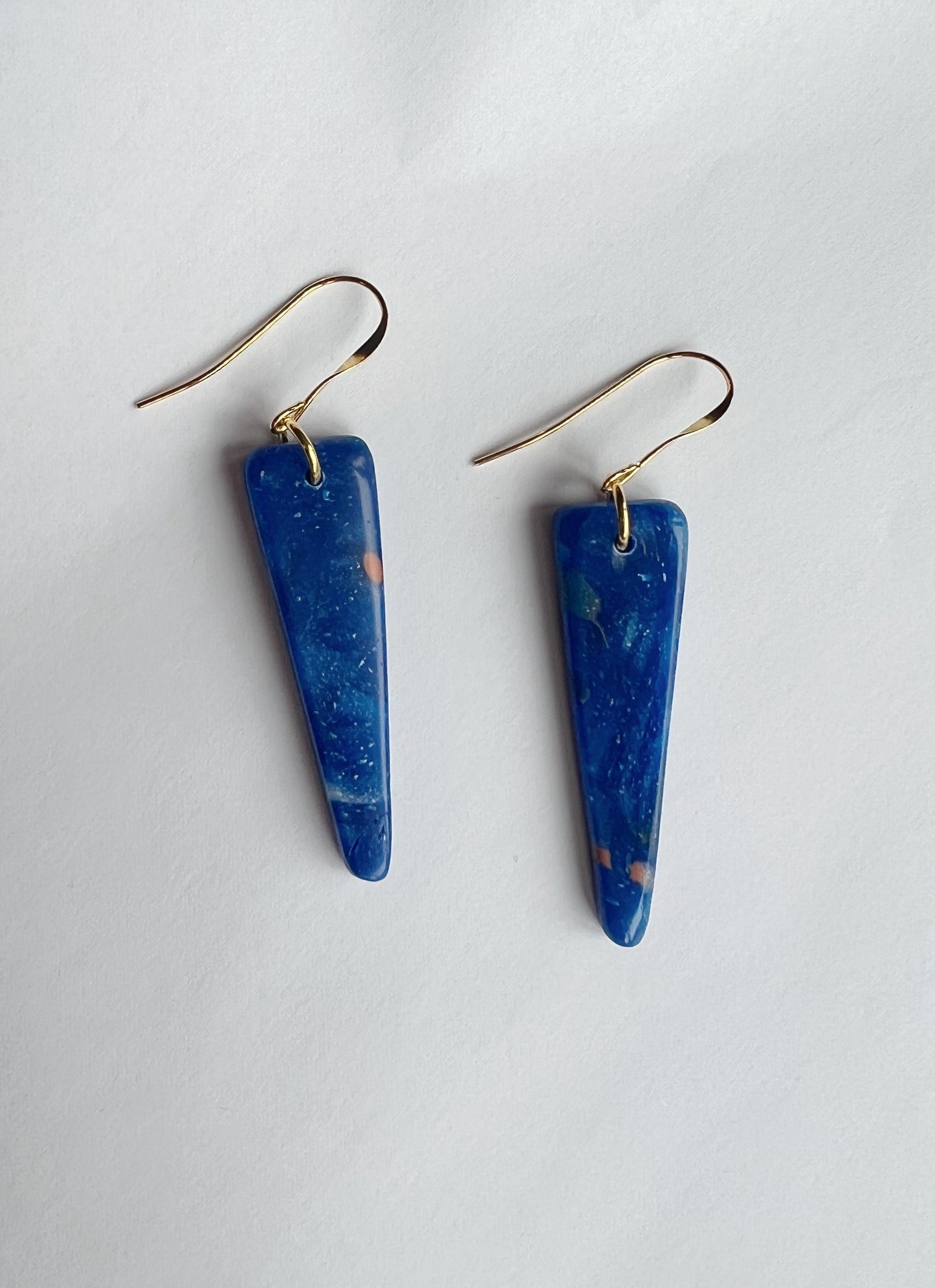 The Point Earring in cobalt